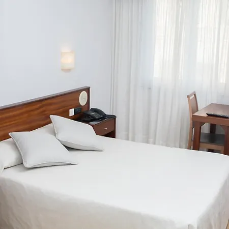 Brisa Hotel *