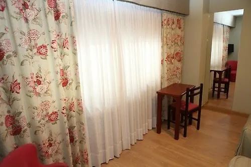 Brisa فندق آكورونيا